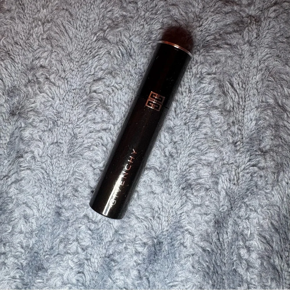 Givenchy mini mascara nwot